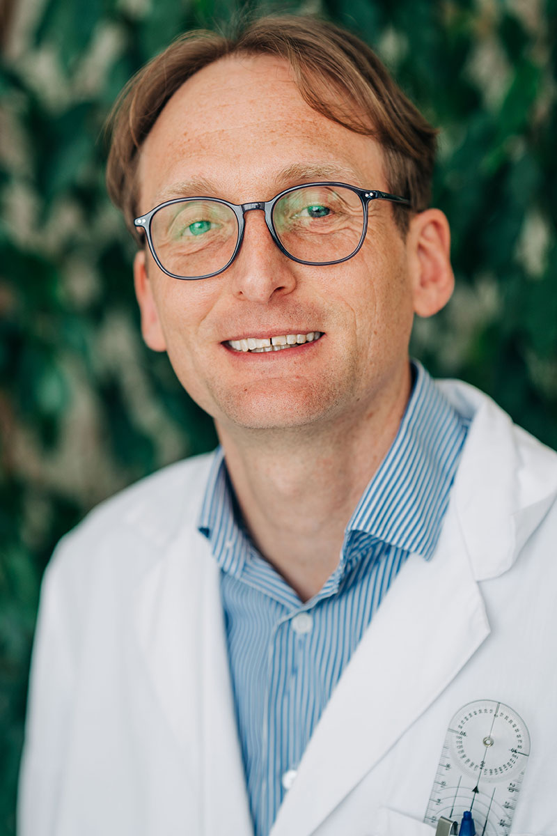 Dr. Daniel Böck-Danbauer - Orthopäde